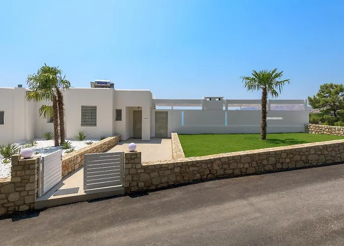 Vila Allegra With Pool In Pefkos, Lindos Area Pefki