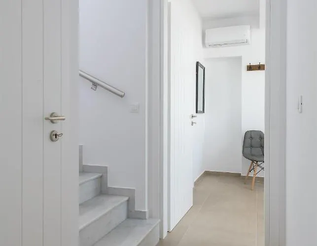 Allegra With Pool In Pefkos, Lindos Area Pefki