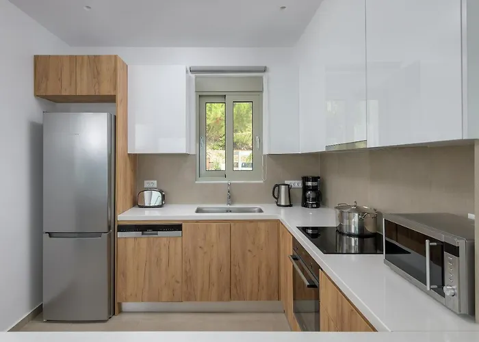 Villa Allegra With Pool In Pefkos, Lindos Area Pefki